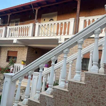 Nori House Hotel Vlorë Buitenkant foto