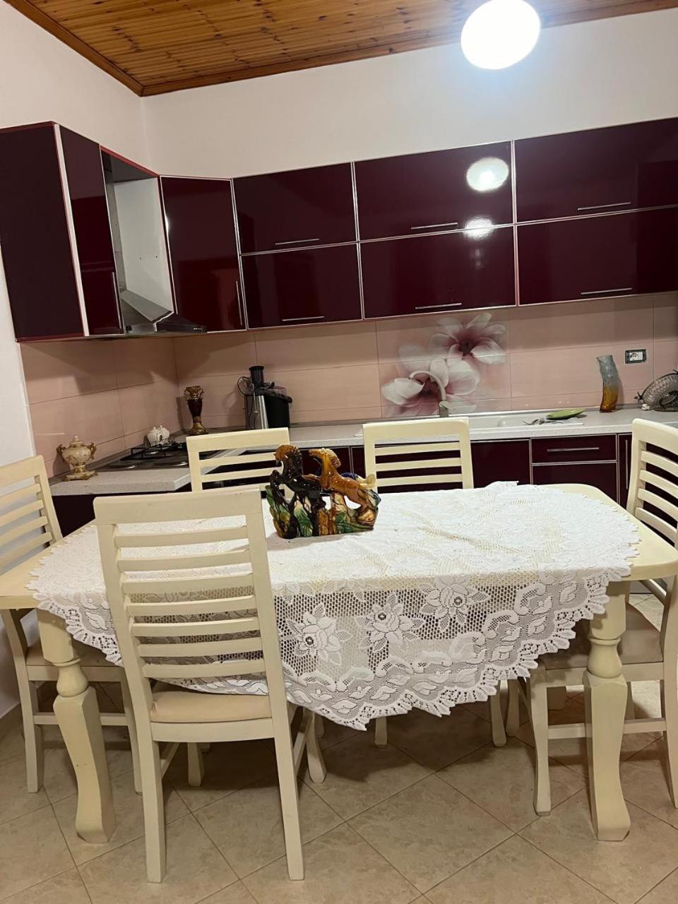 Nori House Hotel Vlorë Buitenkant foto